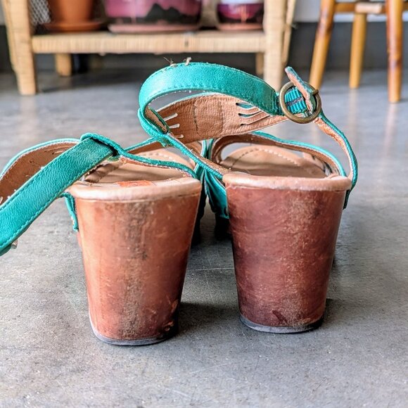 Miz Mooz Hilary Green Leather Peep Toe Wooden Block Heel Sandals size 9 - Picture 4 of 10